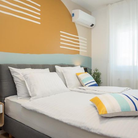 Family & Friends Pula - Top Floor - Free Parking 外观 照片