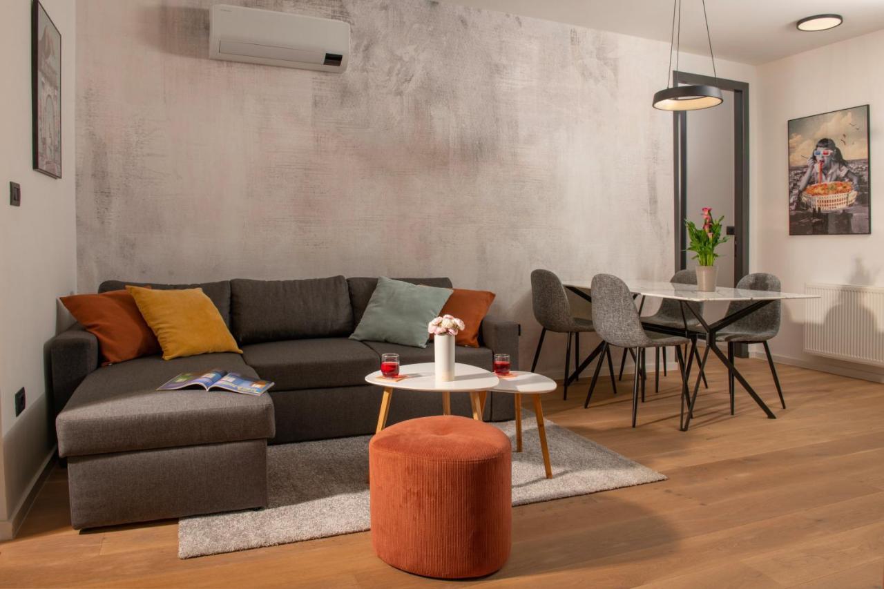 Family & Friends Pula - Top Floor - Free Parking 外观 照片